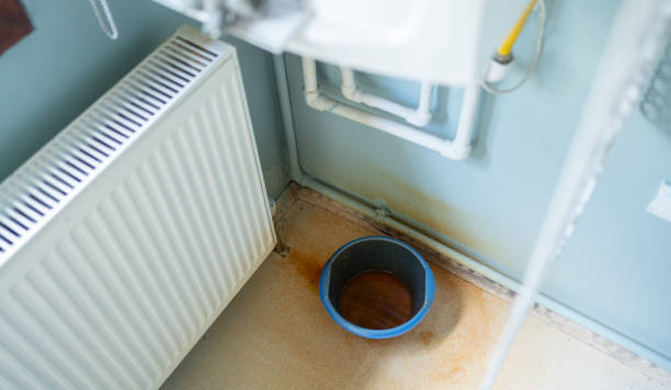 Water damage restoration process in Bee Ridge, FL